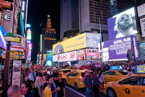 nycs record tourism streak continued     million visitors curbed ny