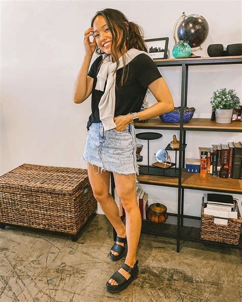 casual summer outfit platform sandals outfit black sandals outfit
