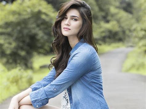 Kriti Sanon Is Excited About Doing Action Scenes In Raabta Bollywood