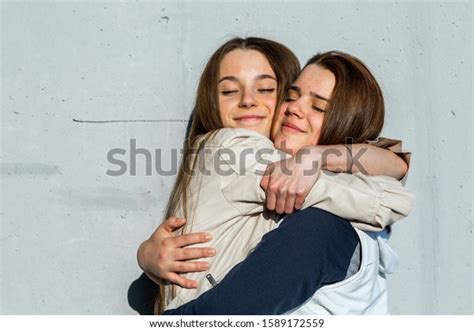 Formal Kirsche Pidgin Lesbian Teen Girls Kissing Größte Käufer Über