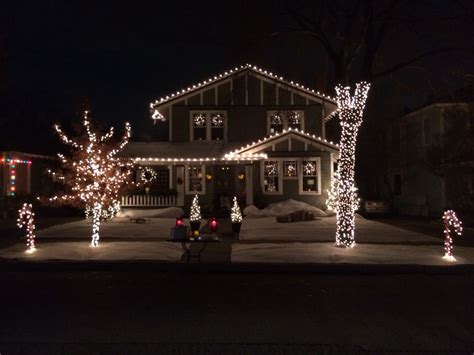 house winner    winnetka heights christmas lighting