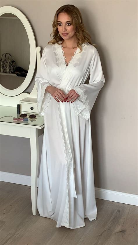 Pin On New Wedding Robes Collection 2020