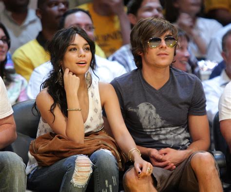 photos of zac efron and vanessa hudgens at lakers game