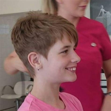 girl shaves her head to raise money for cancer charity that helped her dad lowestoft and