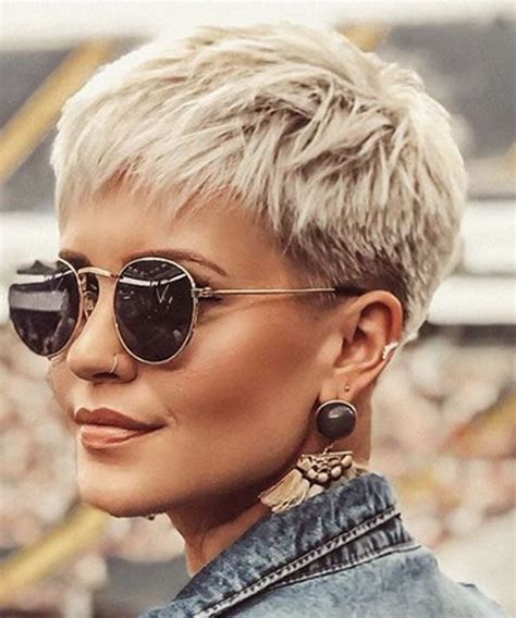 Short Hairstyles And Haircuts For Women In 2021 2022 In 2021 Super