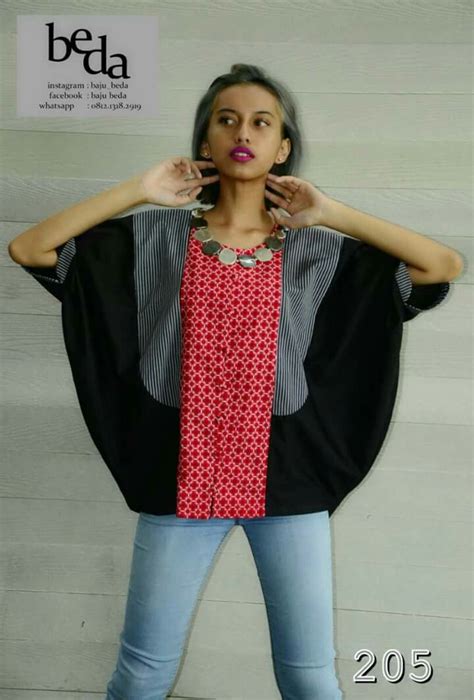 Pin By Yovita Aridita On Batik Ideas Blouse Batik Fashion Batik Ideas