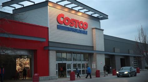 costco holiday hours location