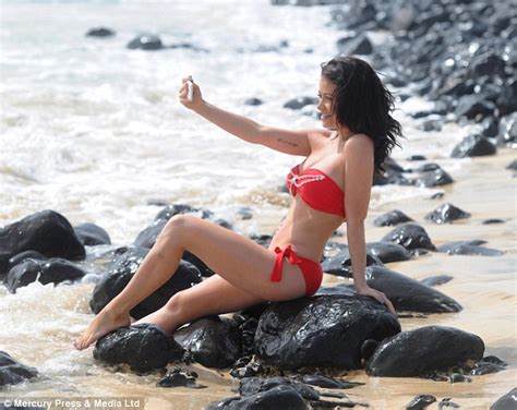 Ex On The Beach S Jess Impiazzi Shows Off Figure In Red Bikini Daily