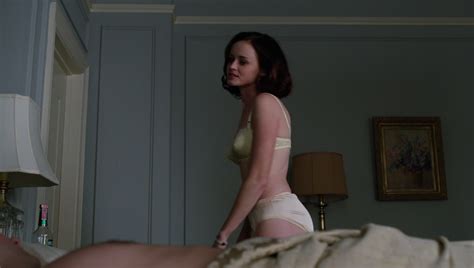 naked alexis bledel nude porn pics and movies 31 photos