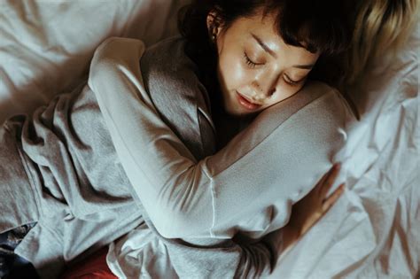 reasons  cuddle   beneficial   health