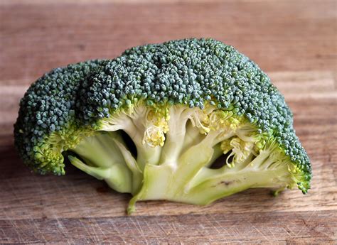 Broccoli Vegetable Food Healthy 47347 The Short Paper