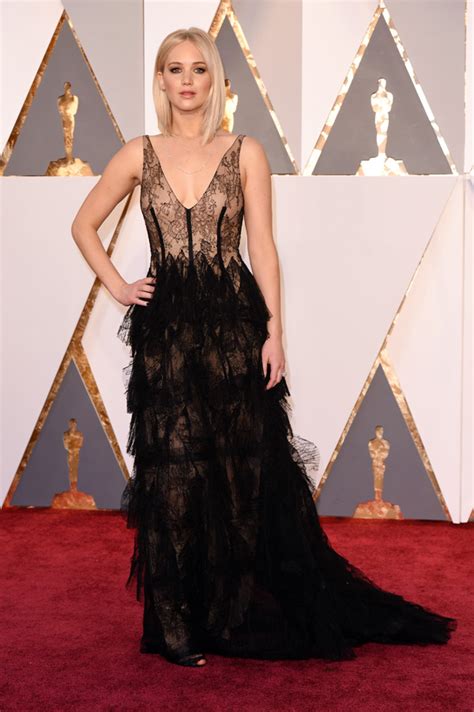 [photos] Jennifer Lawrence’s Oscar Dress — Braless In