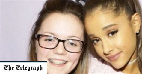 teenage superfan who was pictured with ariana grande is first victim of