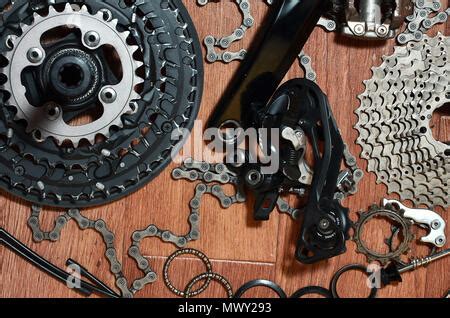 drive    speed gear hub   bicycle stock photo alamy