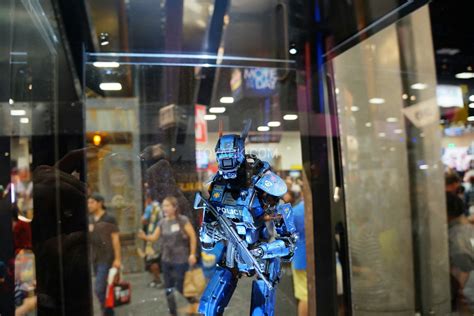 sdcc 2015 gentle giant star wars and chappie the