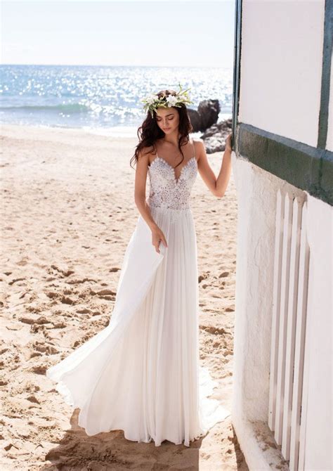 trouwjurken fotos en voorbeelden trouwjurken theperfectweddingnl cheap beach wedding