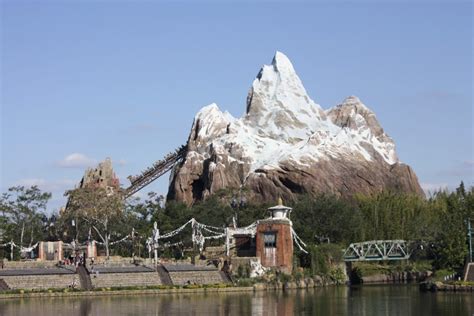 fun facts  expedition everest steps  magic
