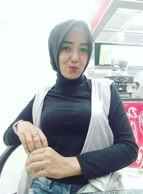 pin oleh abdy senju di hijjab di 2019 jilbab cantik wanita dan pakaian wanita