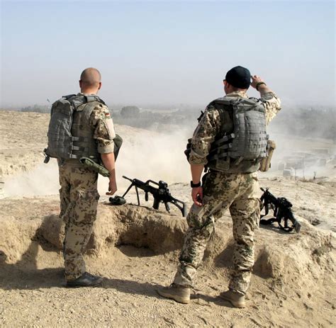bundeswehr bundesregierung erwaegt mehr soldaten nach afghanistan zu