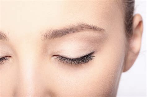 Everything You Need To Know About Eyelid Bumps Health