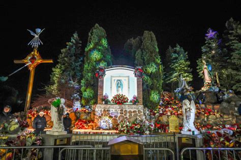 midwest latino catholics celebrate  virgin  guadalupe