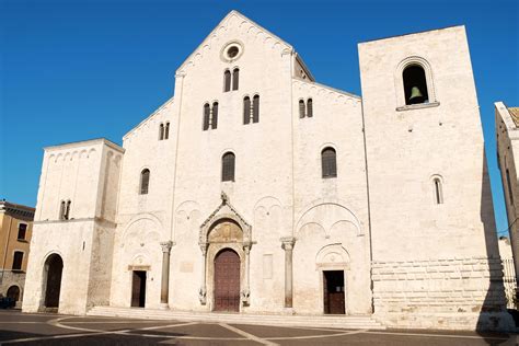 basilica  san nicola bari arrivalguidescom