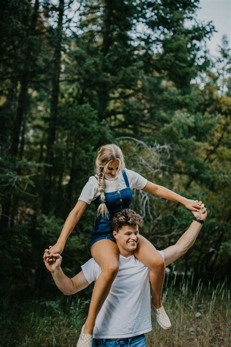 Romantic Forest Campfire Couple Session [utah Wedding Photographer