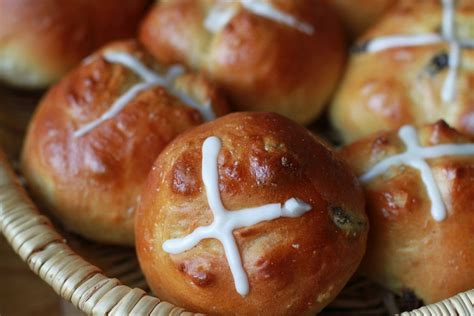 How To Make Homemade Hot Cross Buns The Frugal Girl