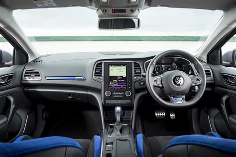Renault Megane Estate Gt Specs And Photos 2016 2017 2018