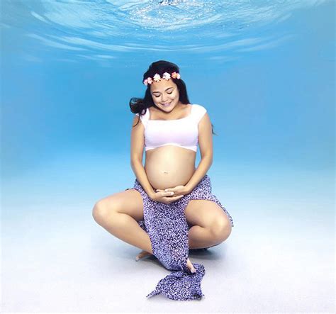 妊婦が水中で写真を撮影、人魚姫のよう 中国網 日本語