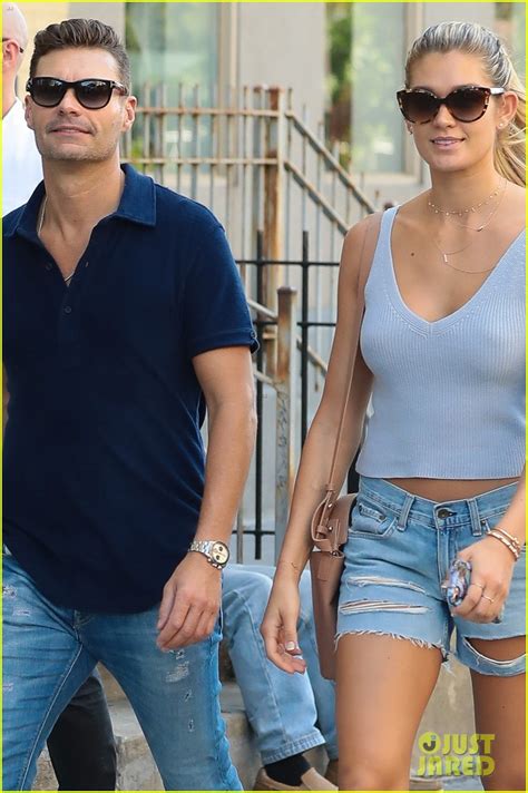ryan seacrest and girlfriend shayna taylor couple up in nyc after romantic italian vacay photo