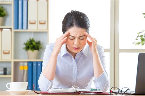 4 pilihan obat sakit kepala yang ampuh alodokter