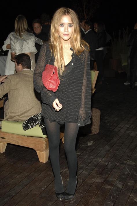 Celebrities In Pantyhose And Tights The Olsen Twins In Pantyhose 4
