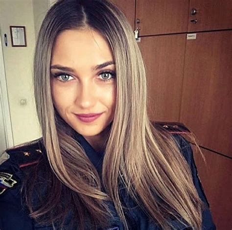 russian police girls 34 pics