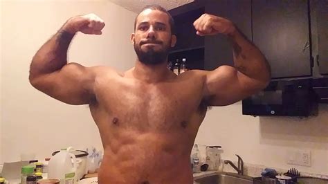 bodybuilder flexing vlog muscle god samson youtube