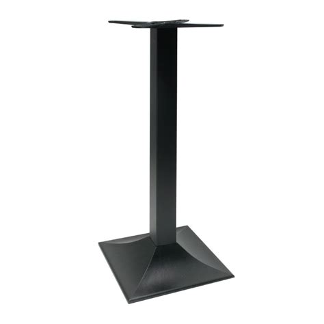 base de mesas altas hechas de hierro fundido idfdesign