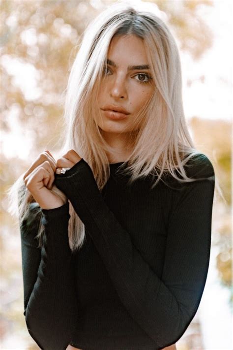 emily ratajkowski became a sexy blonde 47 pics video the fappening