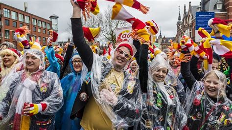 carnaval valt  het water tientallen optochten geschrapt rtl nieuws