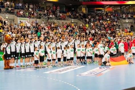 deutschland gewinnt die handball weltmeisterschaft finkhamburg