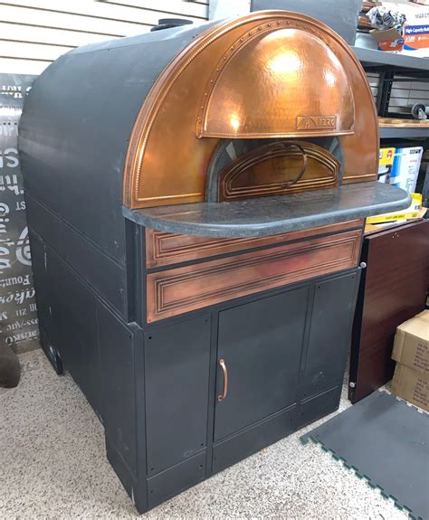 forza forni izzo elettrico pizza oven  auction  carmel  key auctioneers