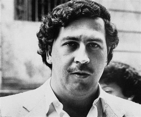 pablo escobar biography facts childhood family life crimes