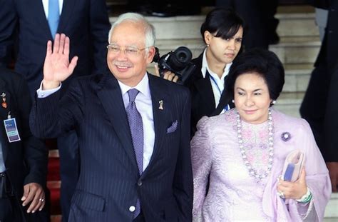 critics tear their hair over malaysia pm s wife