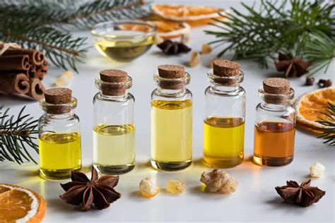 top 4 essential oils to enhance your senses for a massage