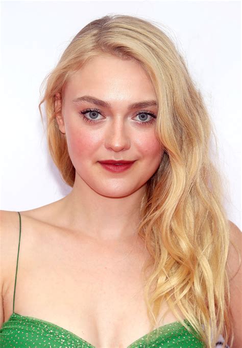 dakota fanning is frustrated by the gender wage gap teen vogue