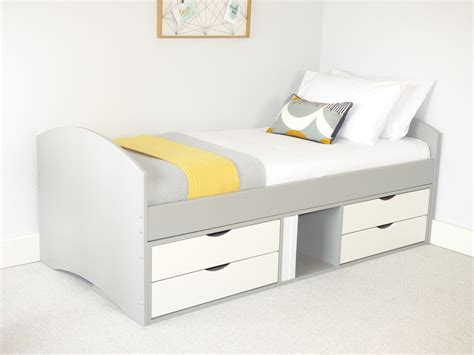 richmond kids beds  drawers   great space saving solution