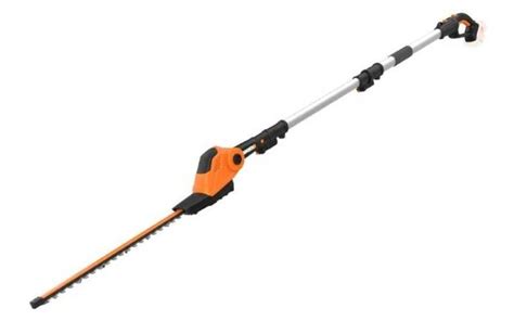 6 Best Telescopic Hedge Trimmers For Shaping Tall Hedges