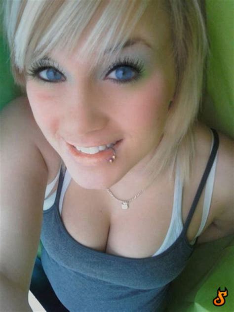 late night show cute and sexy emo girls page 9