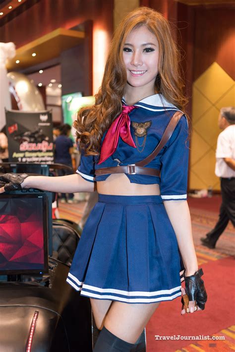 Pretty Thai Girls At Mobile Expo 2016 Bangkok Thailand