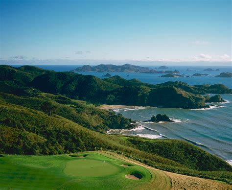 kauri cliffs golf resorts   world