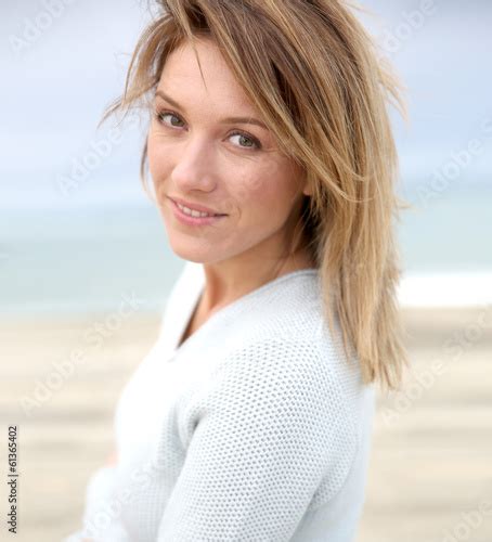 Portrait Of Beautiful 40 Year Old Blond Woman Comprar Esta Foto De